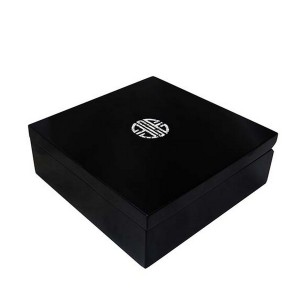 Coffret laque noire - La Galerie Equitable