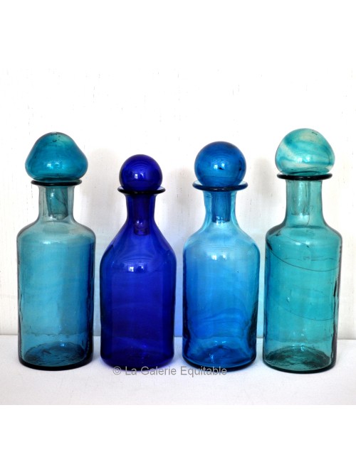 Petites bouteilles en verre soufflé artisanal - La Galerie Equitable