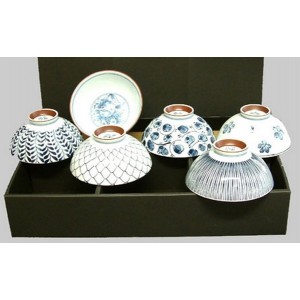 Bols en porcelaine du Japon - La Galerie Equitable